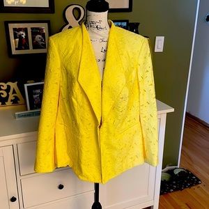 Beautiful yellow blazer that will shine any time of year! Never worn!